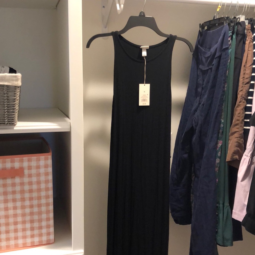 Black maxi dress never worn